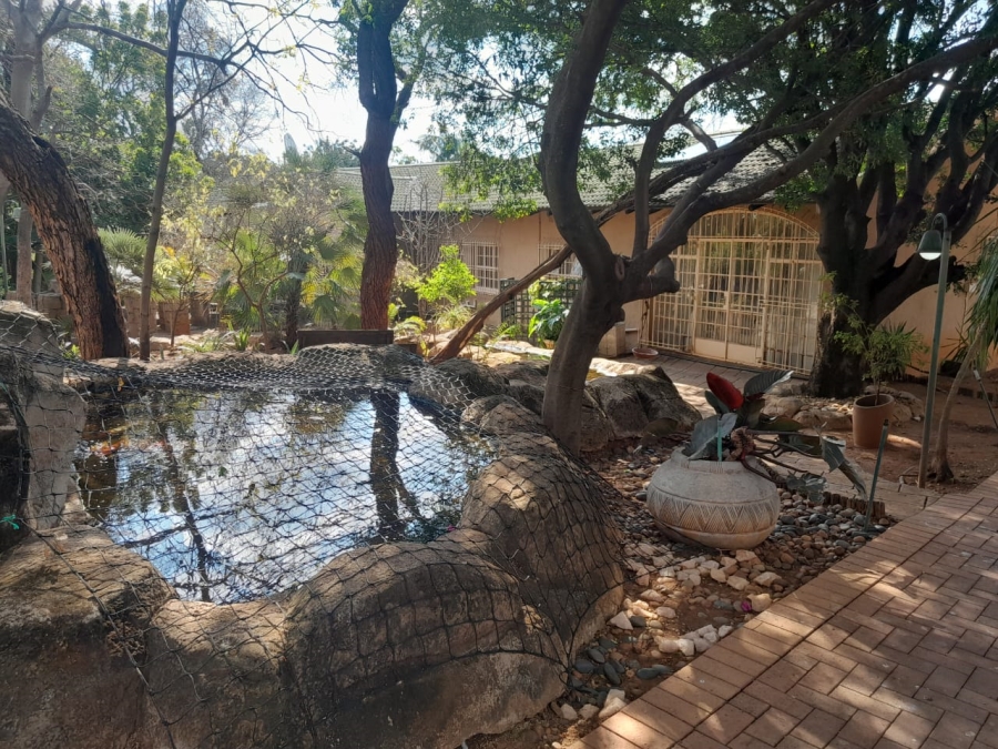 4 Bedroom Property for Sale in Protea Park North West